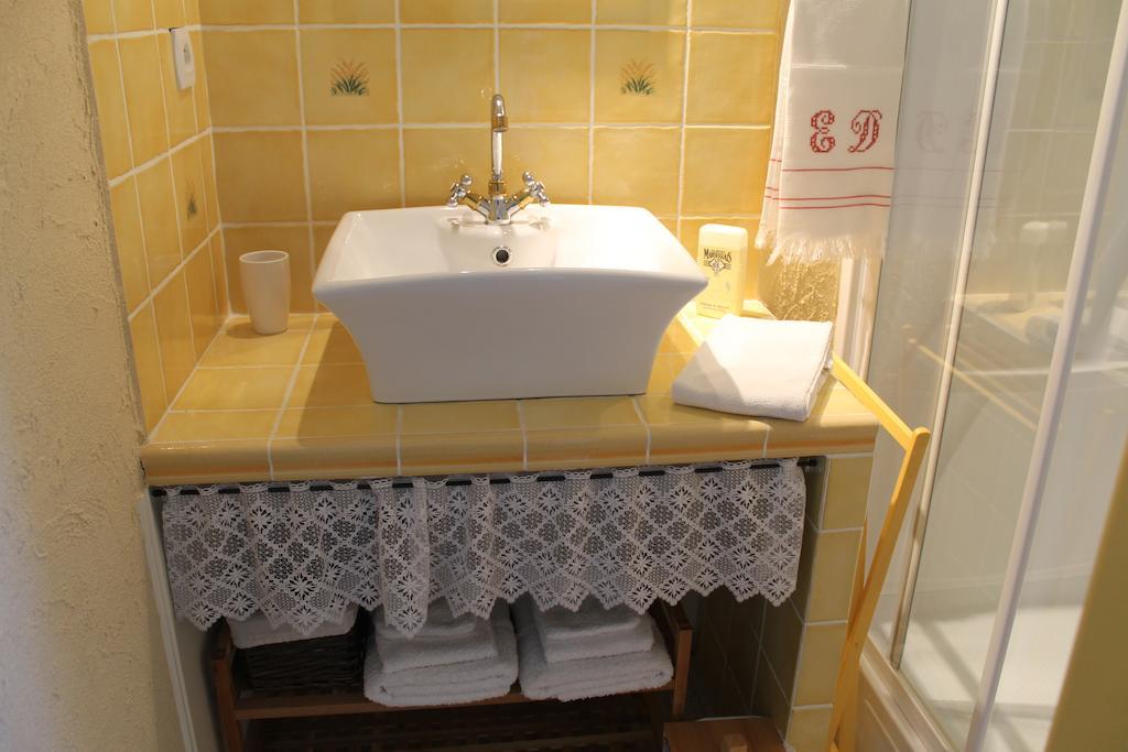 Maison D'Hotes Las Baillargues De Haut Mouchan Szoba fotó